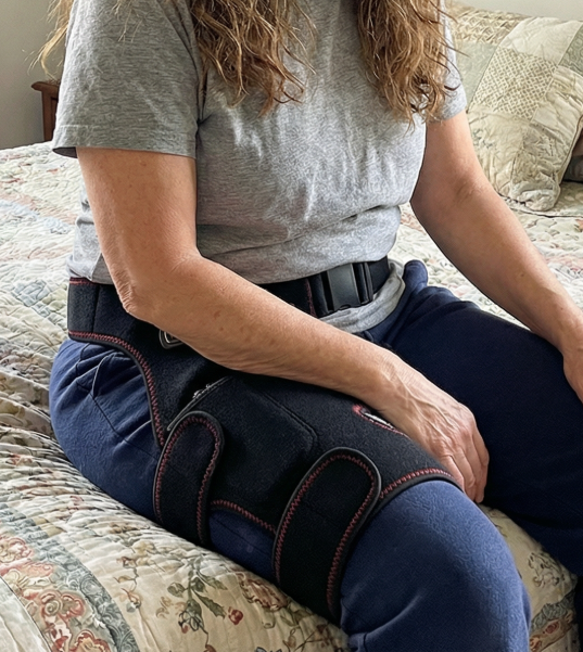 HipFix™ | 3-in-1 Therapy for Sciatica and Hip Pain: Heat, Massage, and Compression